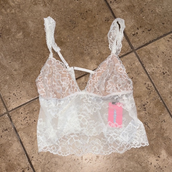Edikted White Lace Top - Picture 1 of 3